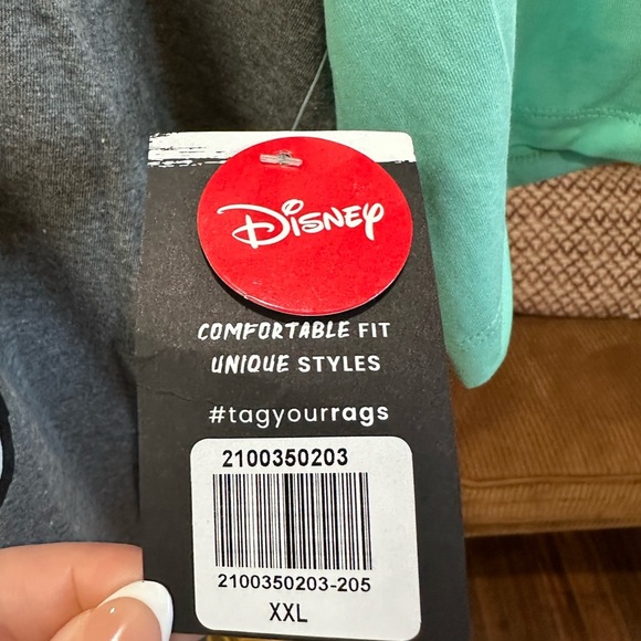Rags Disney Adult Gray and Red Mickey Mouse T-Shirt size XXL - Picture 3 of 4